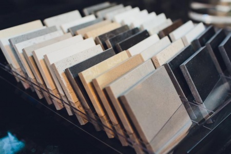 Visiter un showroom de carrelage, les avantages pour concrétiser votre projet